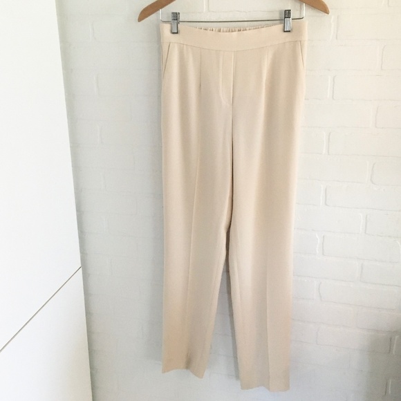 Aritzia Babaton Pants Full lenght Cream Minimalist Old Money Darted Pockets Sz 4 - Picture 4 of 14